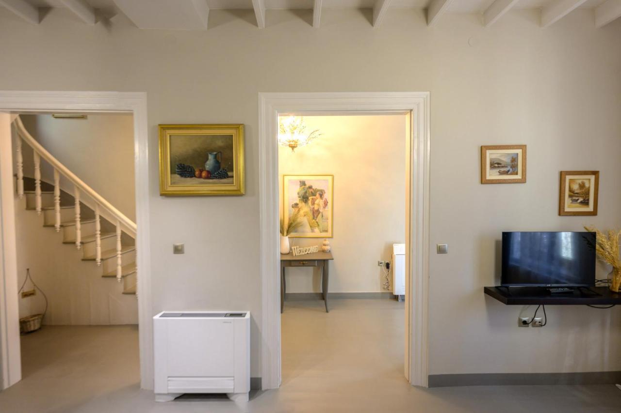 Elia Downtown Eco House Apartment Mytilene Bagian luar foto