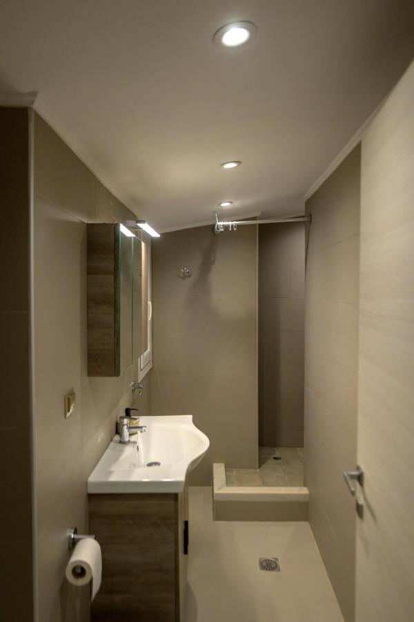 Elia Downtown Eco House Apartment Mytilene Bagian luar foto
